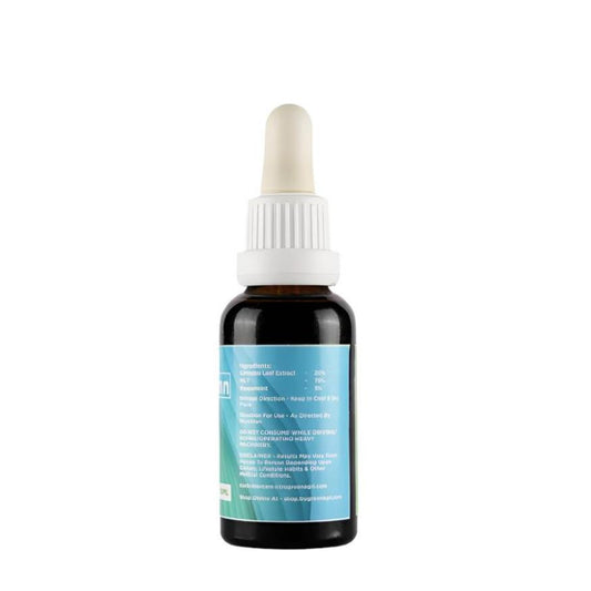 Medicann Cannabis Leaf Extract Oil: 6000mg peppermint flavored oil in an amber dropper bottle.